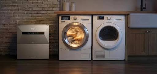 Guide des batteries domestiques : comment stocker l’énergie solaire plus intelligemment ? Guide des batteries domestiques